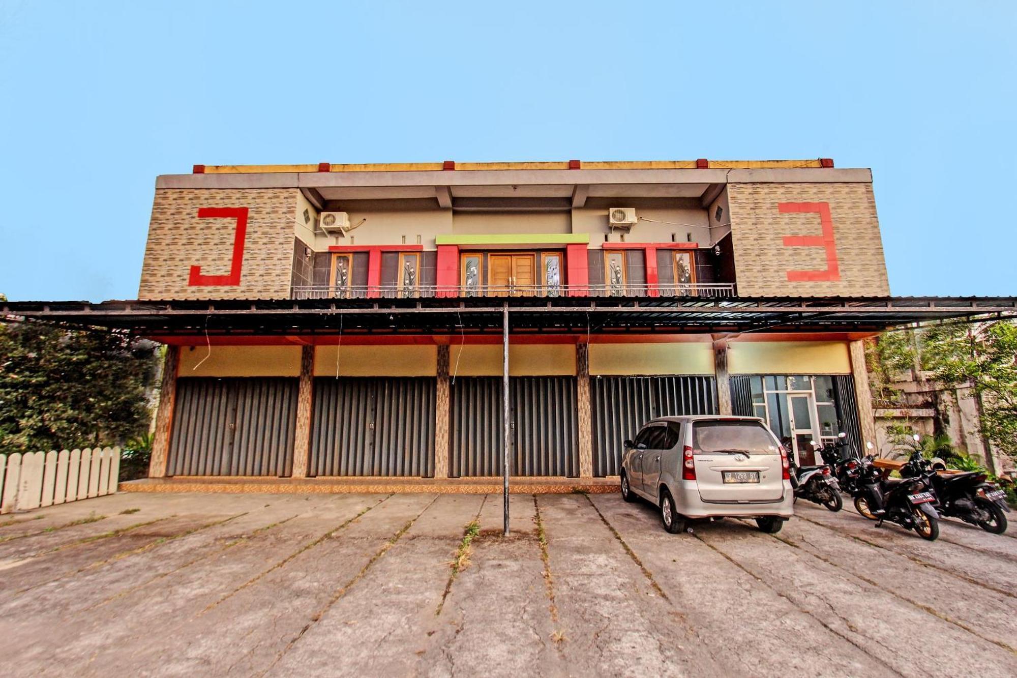 Oyo 91210 Hotel J3 프라야 외부 사진